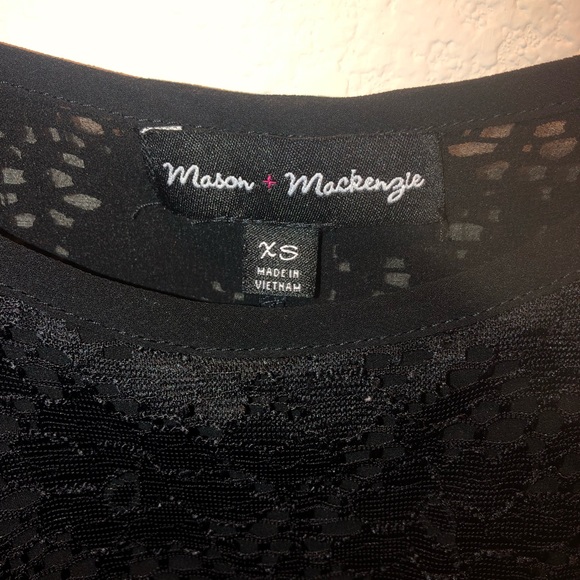 Lace top - Picture 3 of 3